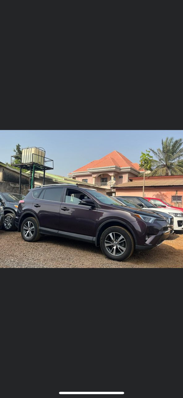 Toyota rav4, Voitures, Conakry