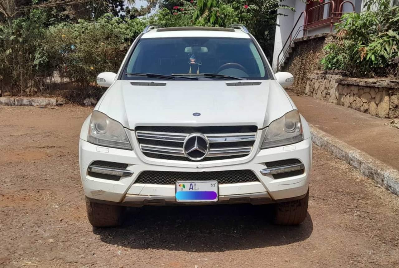 MERCEDEZ GL 450 (4MATIC), Voitures, Conakry