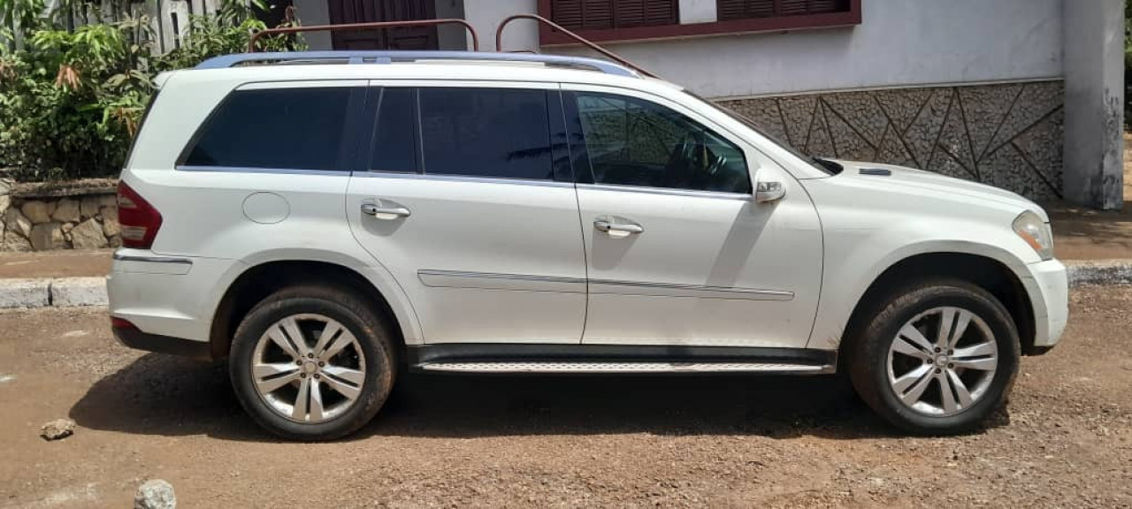 MERCEDEZ GL 450 (4MATIC), Voitures, Conakry