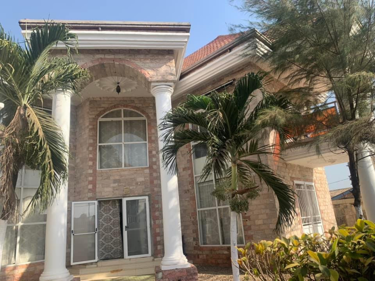 Jolie DUPLEX Climatisés avec une villa à Louerà lambany, Maisons, Conakry