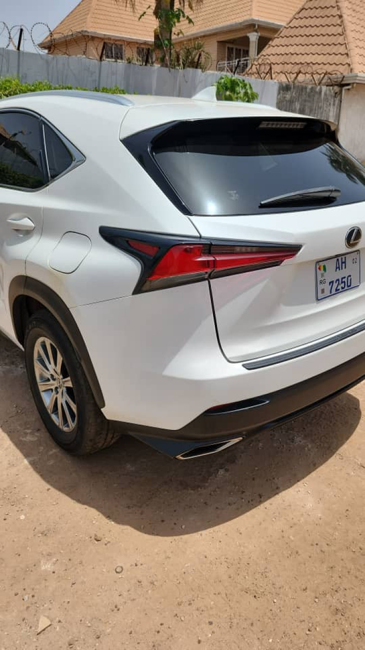 LEXUS NX300, Voitures, Conakry