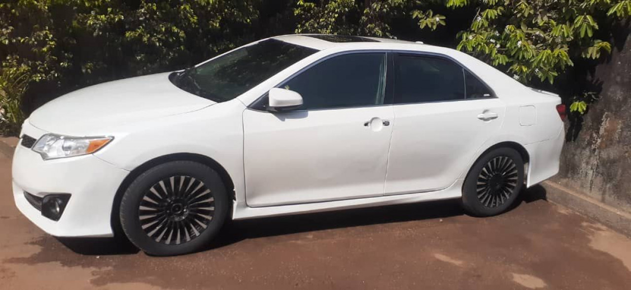 Toyota Camry, Voitures, Conakry