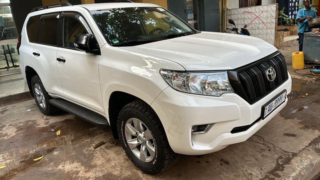 Toyota TXL 2021, Voitures, Conakry