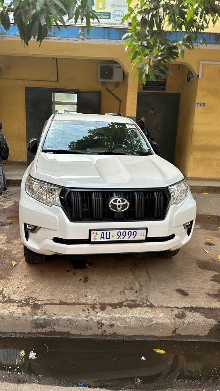 Toyota TXL 2021, Voitures, Conakry