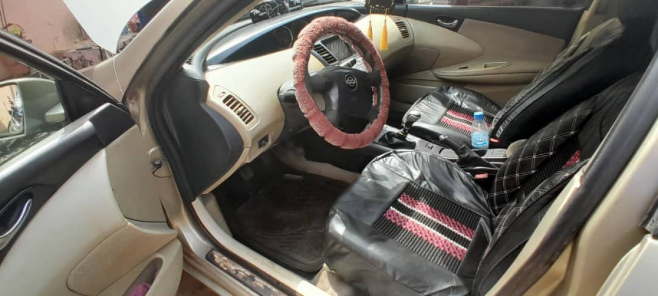 Nissan primera, Voitures, Conakry