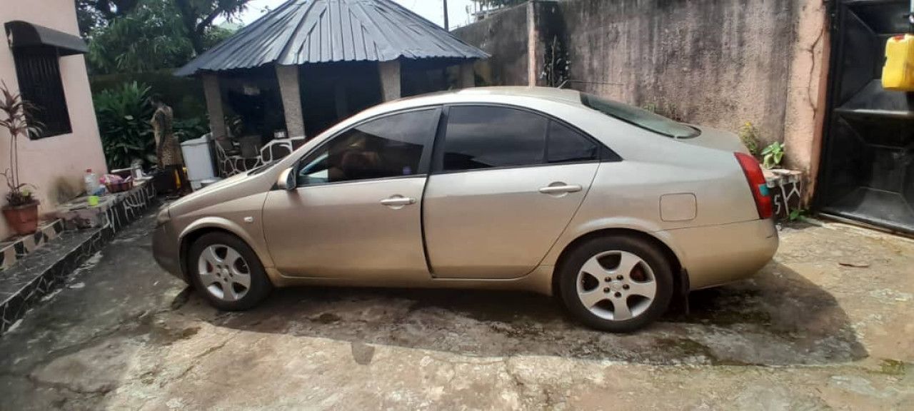 Nissan primera, Voitures, Conakry