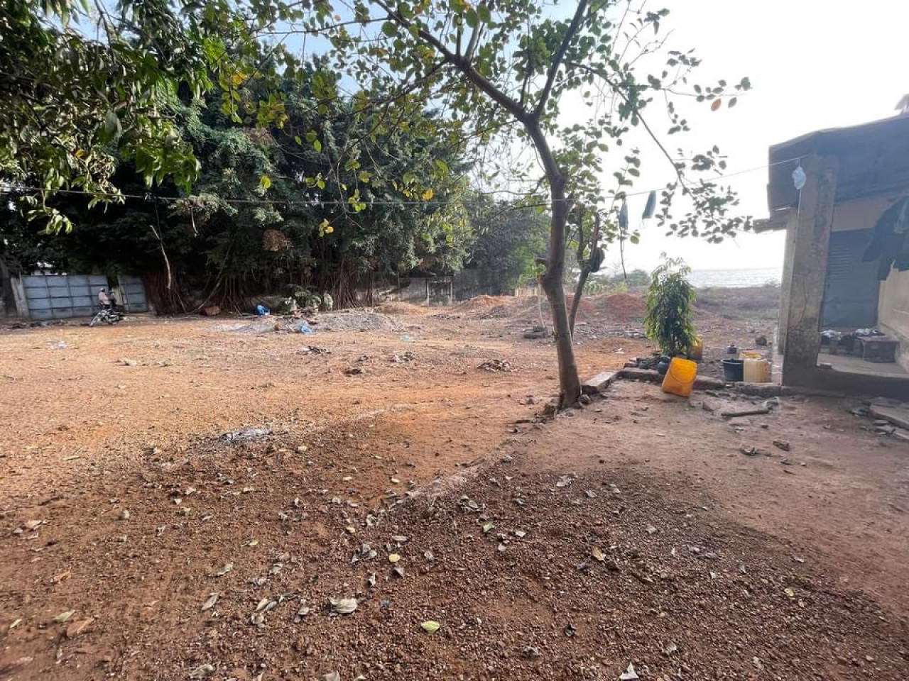 TERRAIN À #VENDRE à la #MINIÈRE en bordure de mer, Terrains, Conakry