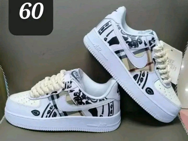 Air Nike, Chaussures, Conakry