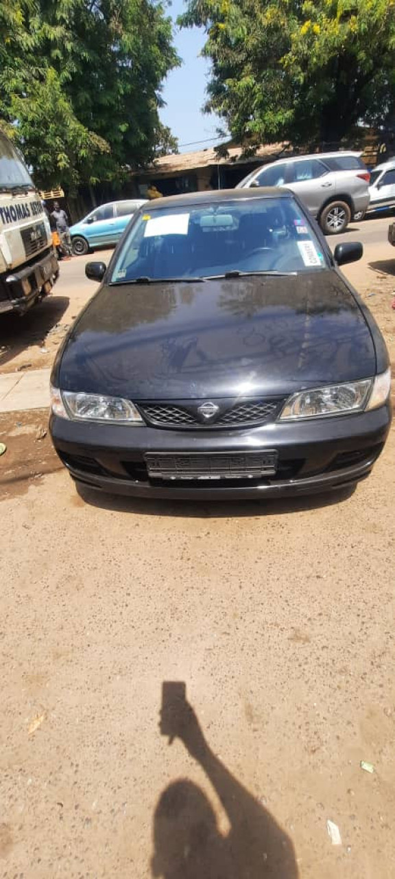 Nissan almera, Voitures, Conakry