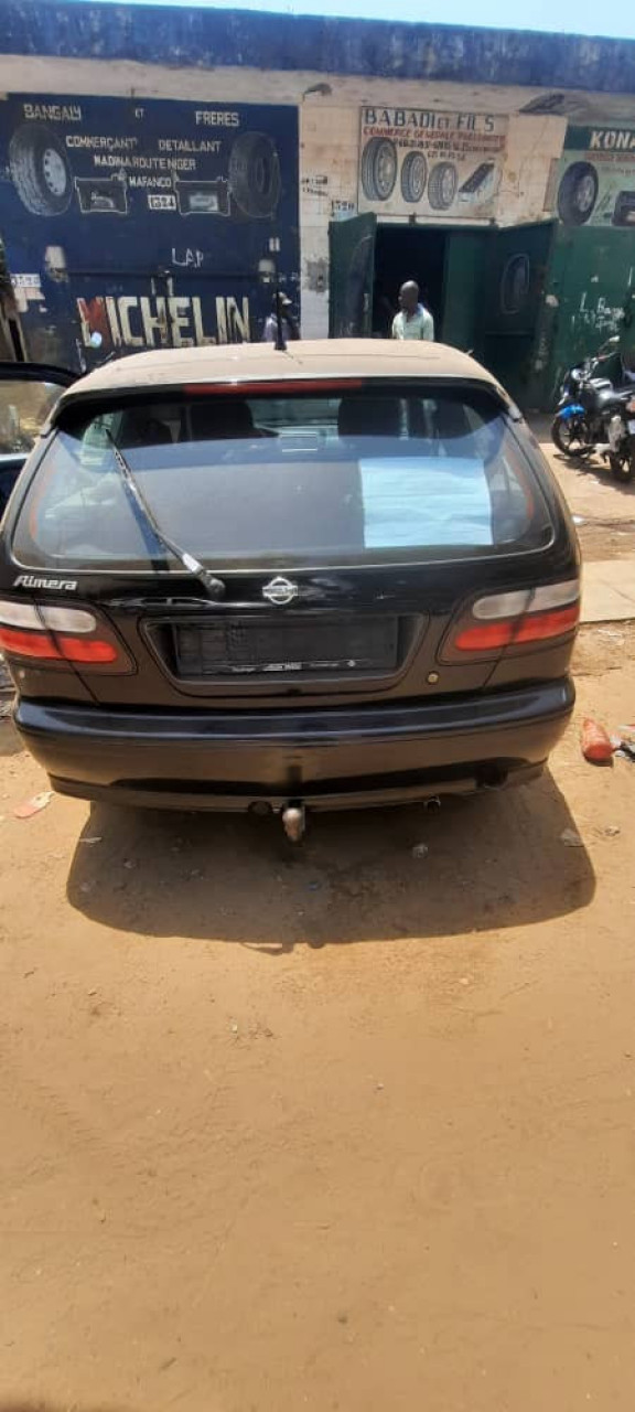 Nissan almera, Voitures, Conakry