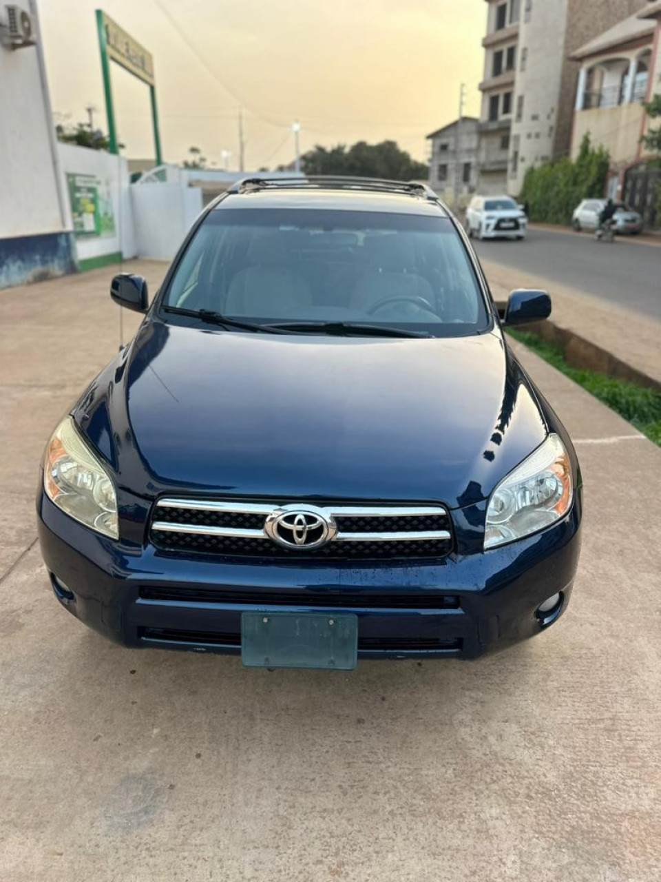 Toyota rav4, Voitures, Conakry