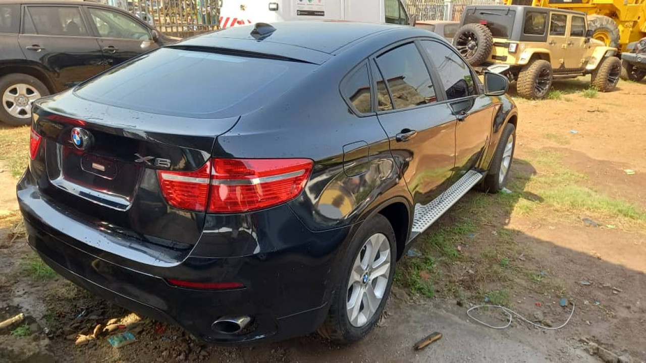 BMW X5, Voitures, Conakry