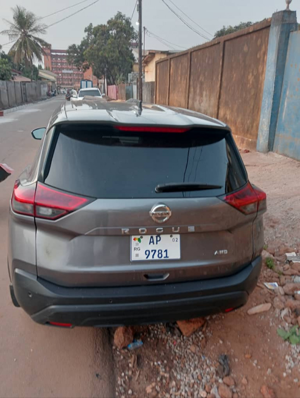 NISSAN ROGUE, Voitures, Conakry