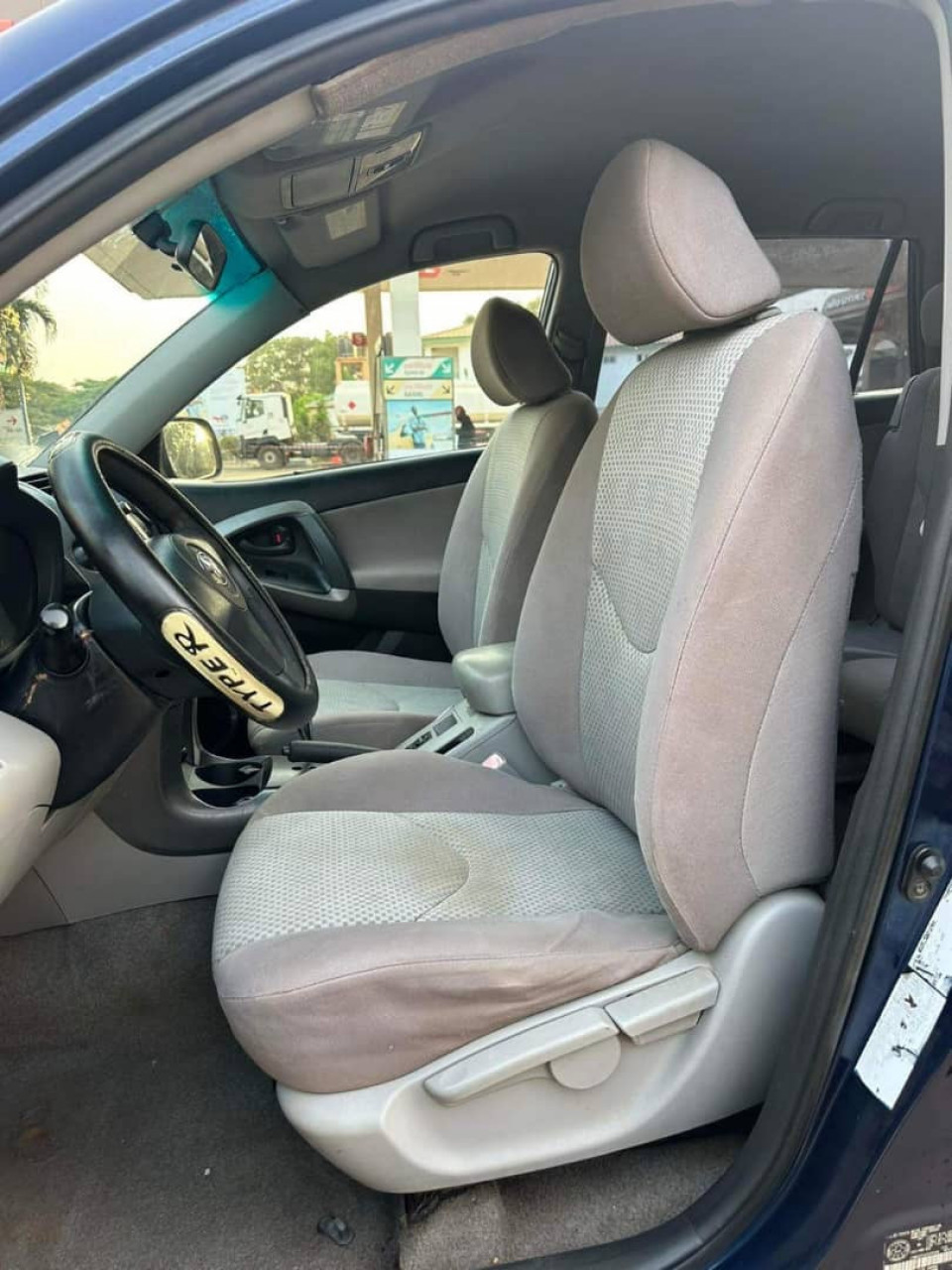 Toyota Rav 4, Voitures, Conakry