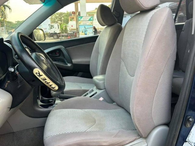 Toyota Rav 4, Voitures, Conakry