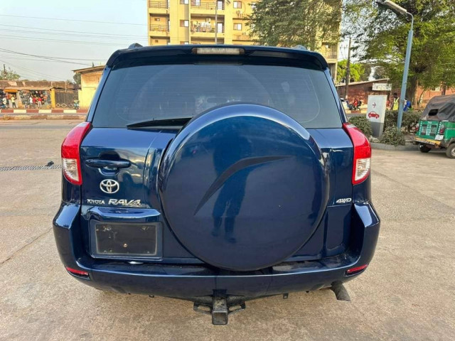 Toyota Rav 4, Voitures, Conakry