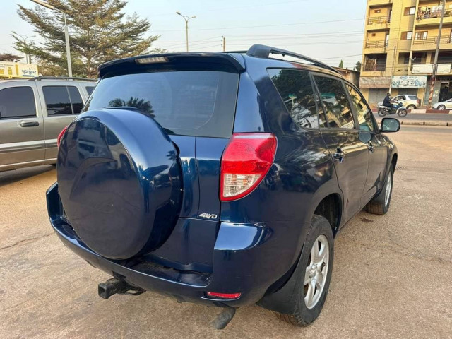 Toyota Rav 4, Voitures, Conakry