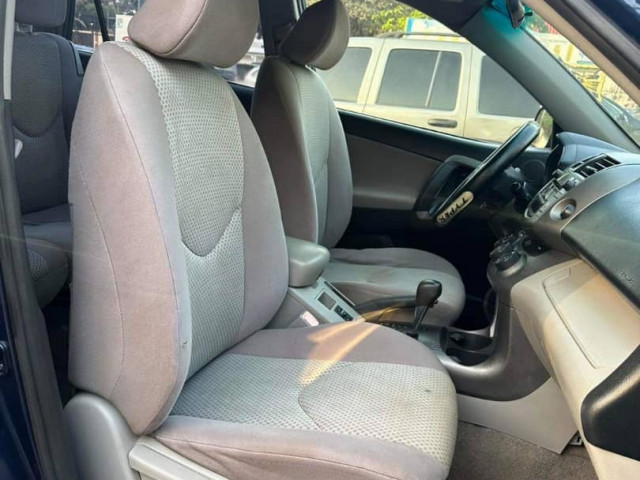 Toyota Rav 4, Voitures, Conakry