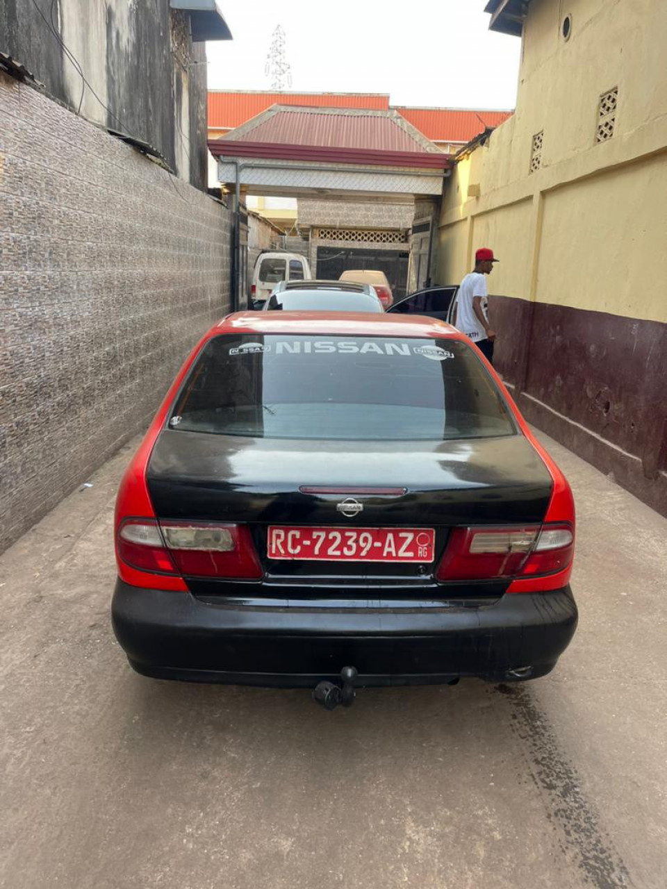 NIssan Almera Berline, Voitures, Conakry