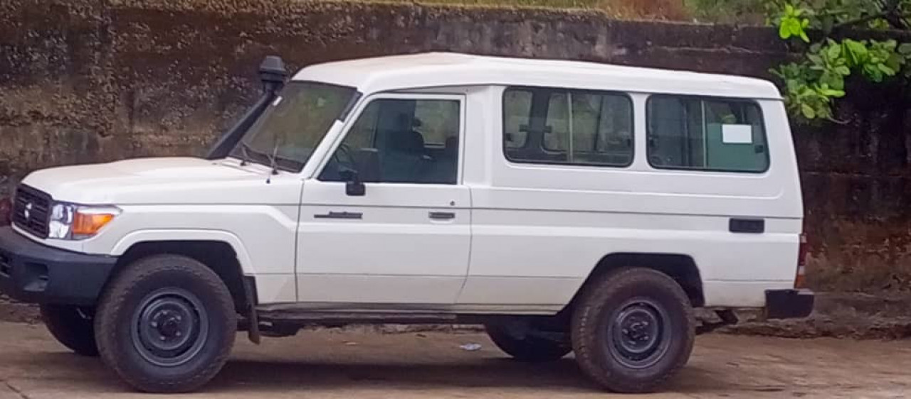 Landcruser Ambulance, Voitures, Conakry