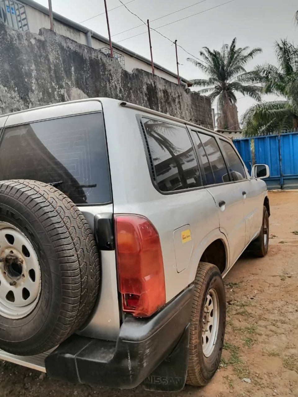 Vente d'une Nissan patrol, Voitures, Conakry