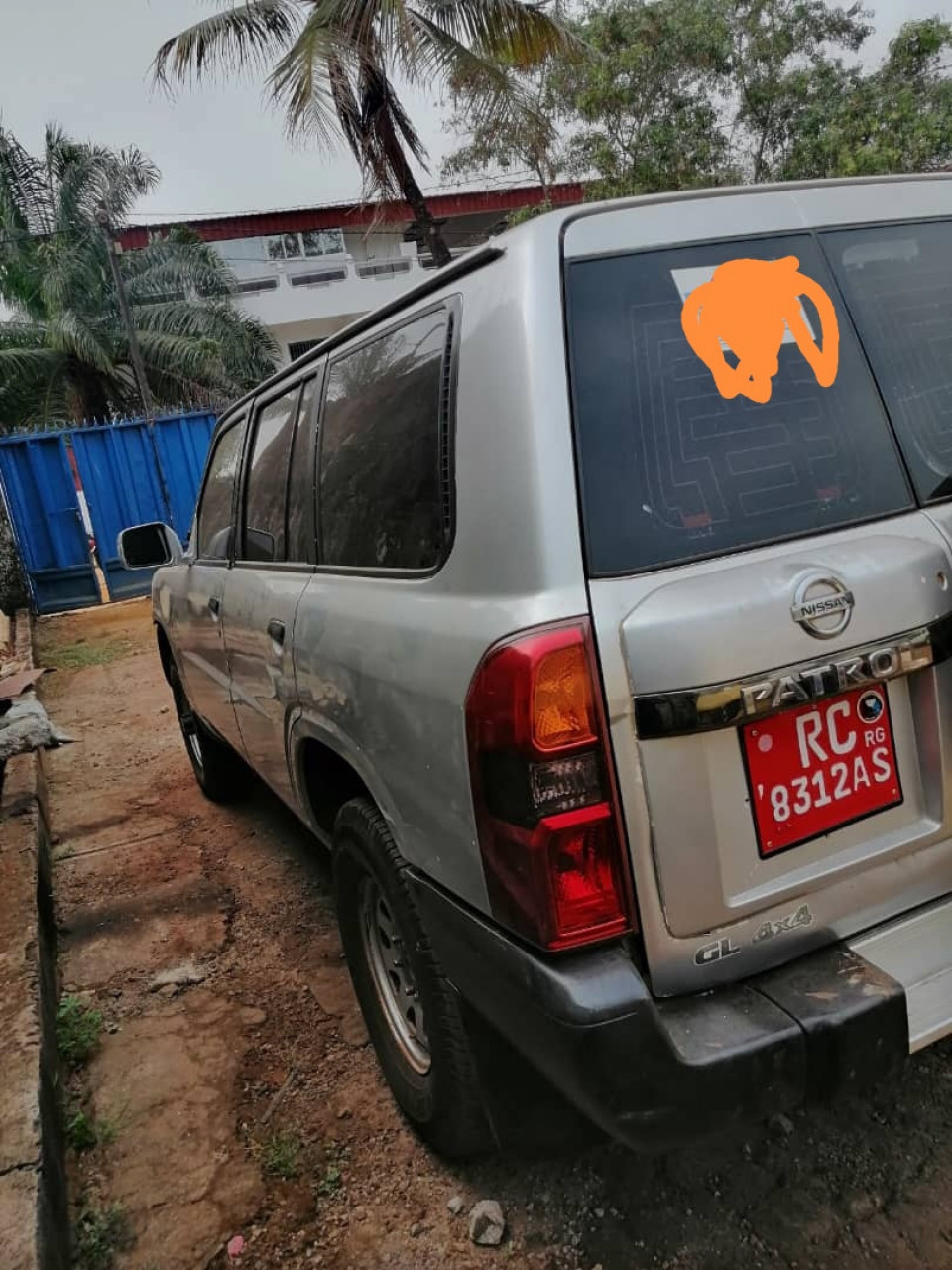 Vente d'une Nissan patrol, Voitures, Conakry