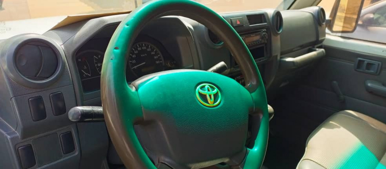 Toyota landcruser, Voitures, Conakry