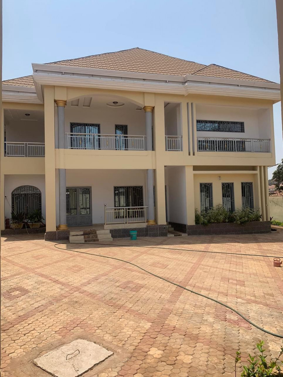 𝐷𝑢𝑝𝑙𝑒𝑥 Villa de haut standing à vendre à #Yattaya Foss, Autres Immobiliers, Conakry