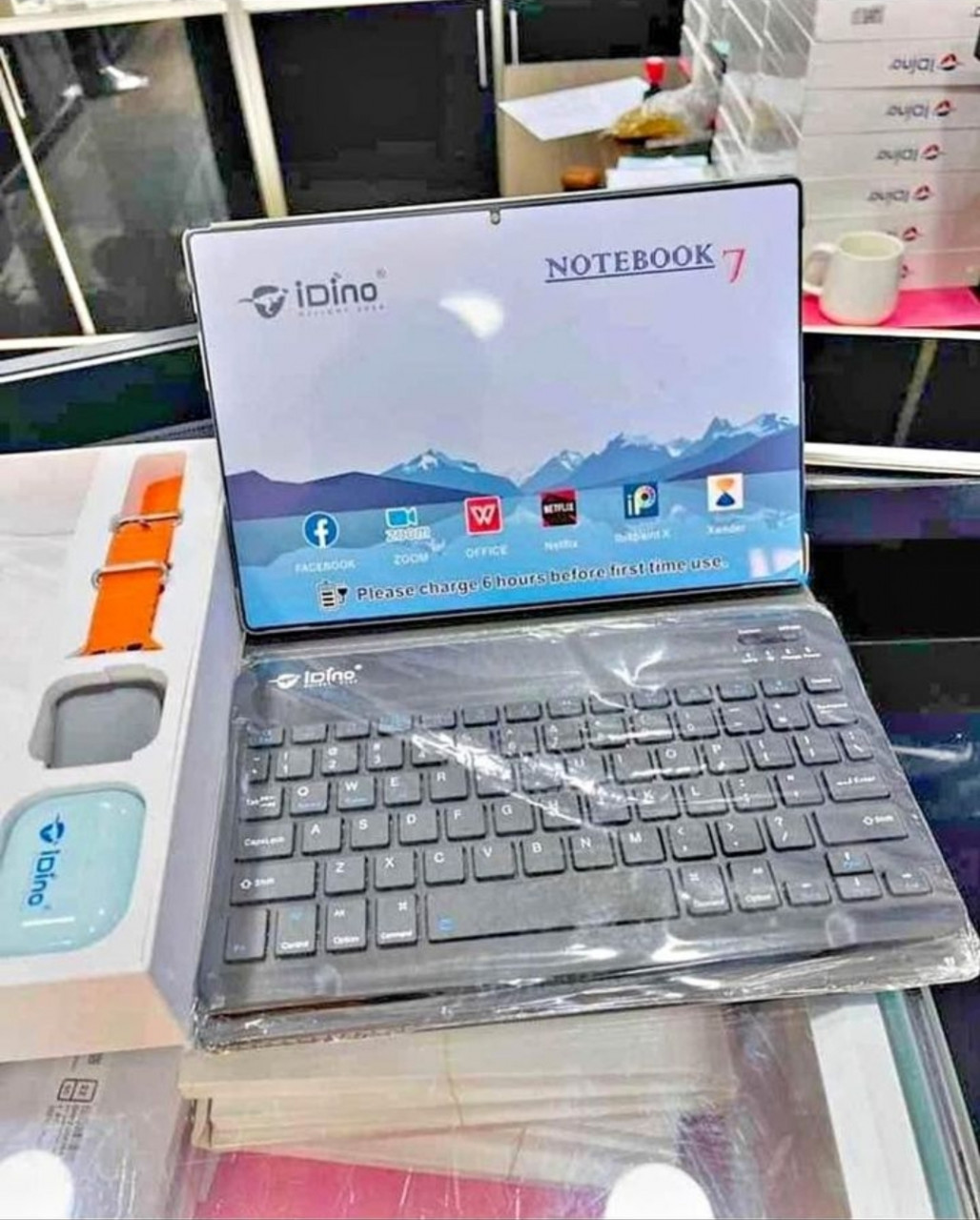 Tablette +Clavier "IDINO", Tablettes, Conakry