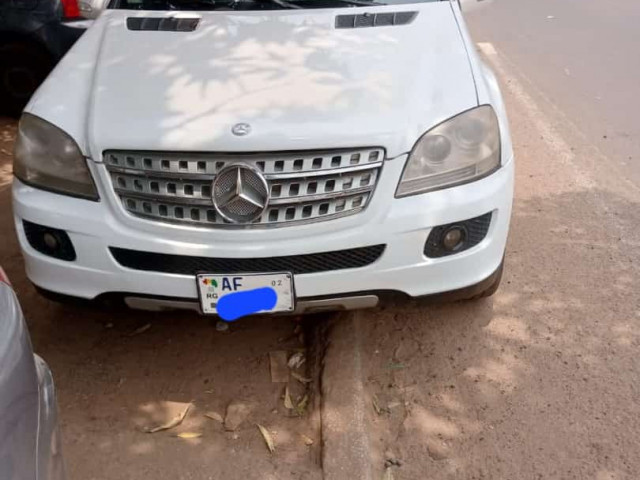 Mercedez ML320 4MATIC, Voitures, Conakry