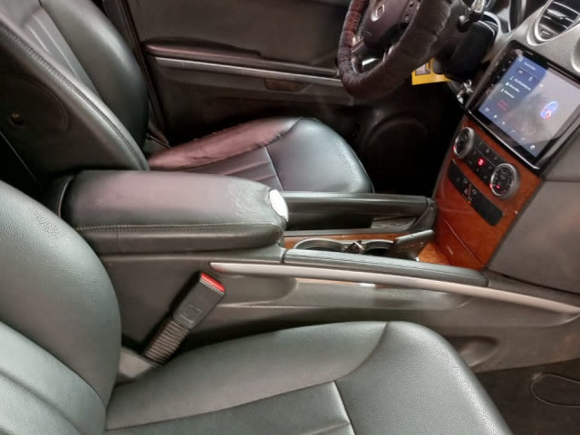 Mercedez ML320 4MATIC, Voitures, Conakry