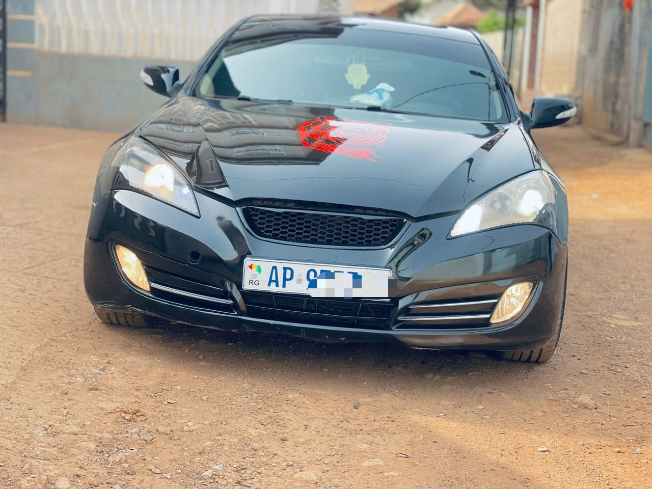 Hyundai Genesis, Voitures, Conakry