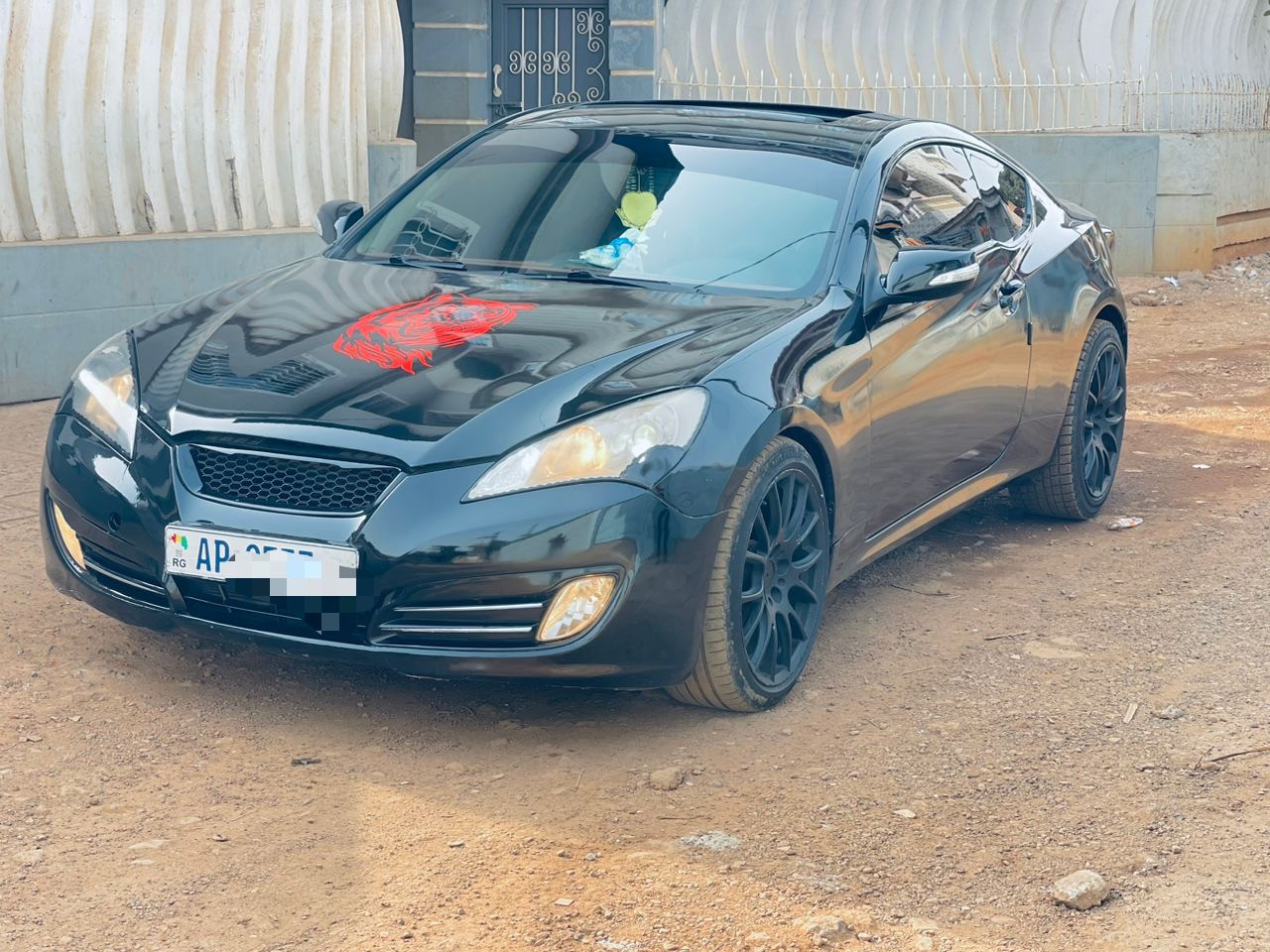 Hyundai Genesis, Voitures, Conakry