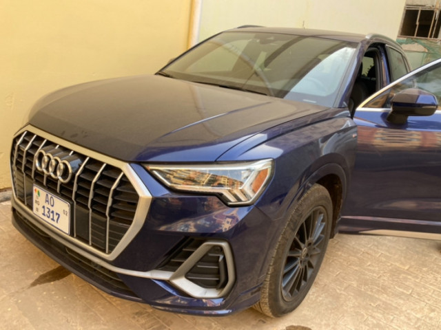AUDI Q3 2022-2023 SÉRIE S-LINE TRÈS TRÈS LUXE, Voitures, Conakry