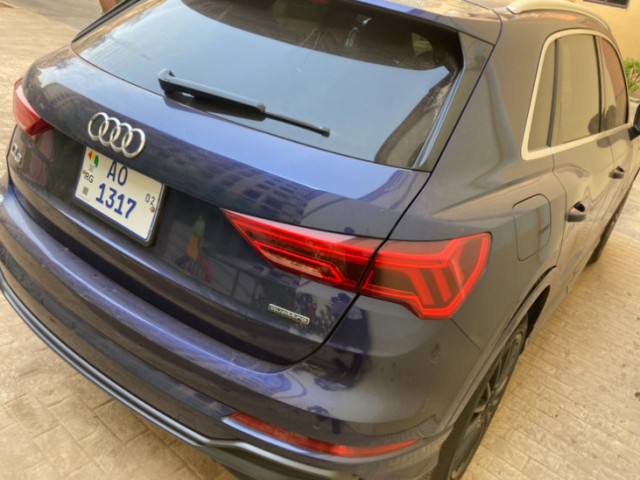 AUDI Q3 2022-2023 SÉRIE S-LINE TRÈS TRÈS LUXE, Voitures, Conakry