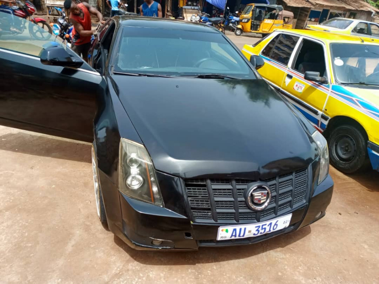 Cadillac CTS, Voitures, Conakry