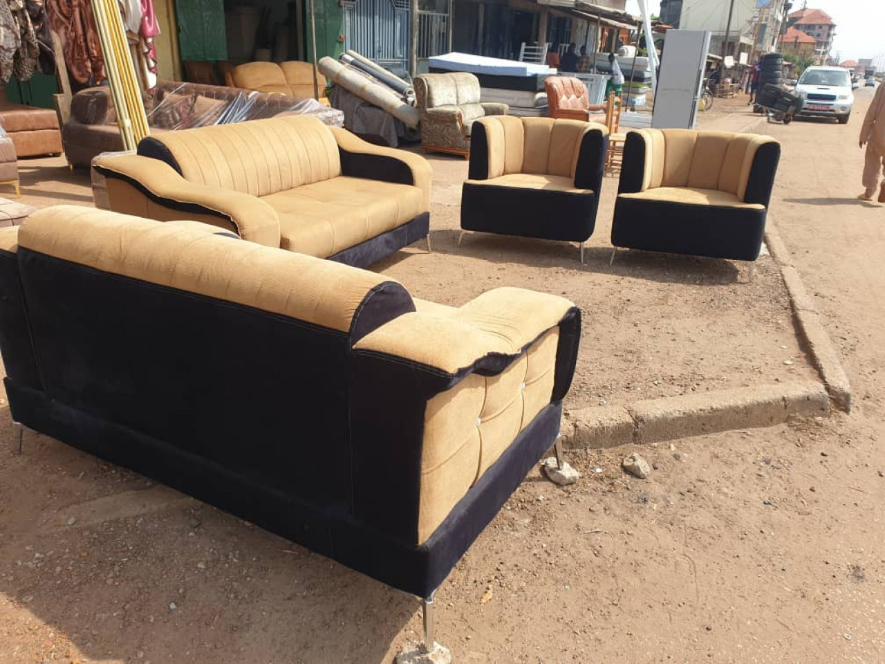 FAUTEUIL COMPLET DISPONIBLE, Lits - Fauteuils, Conakry