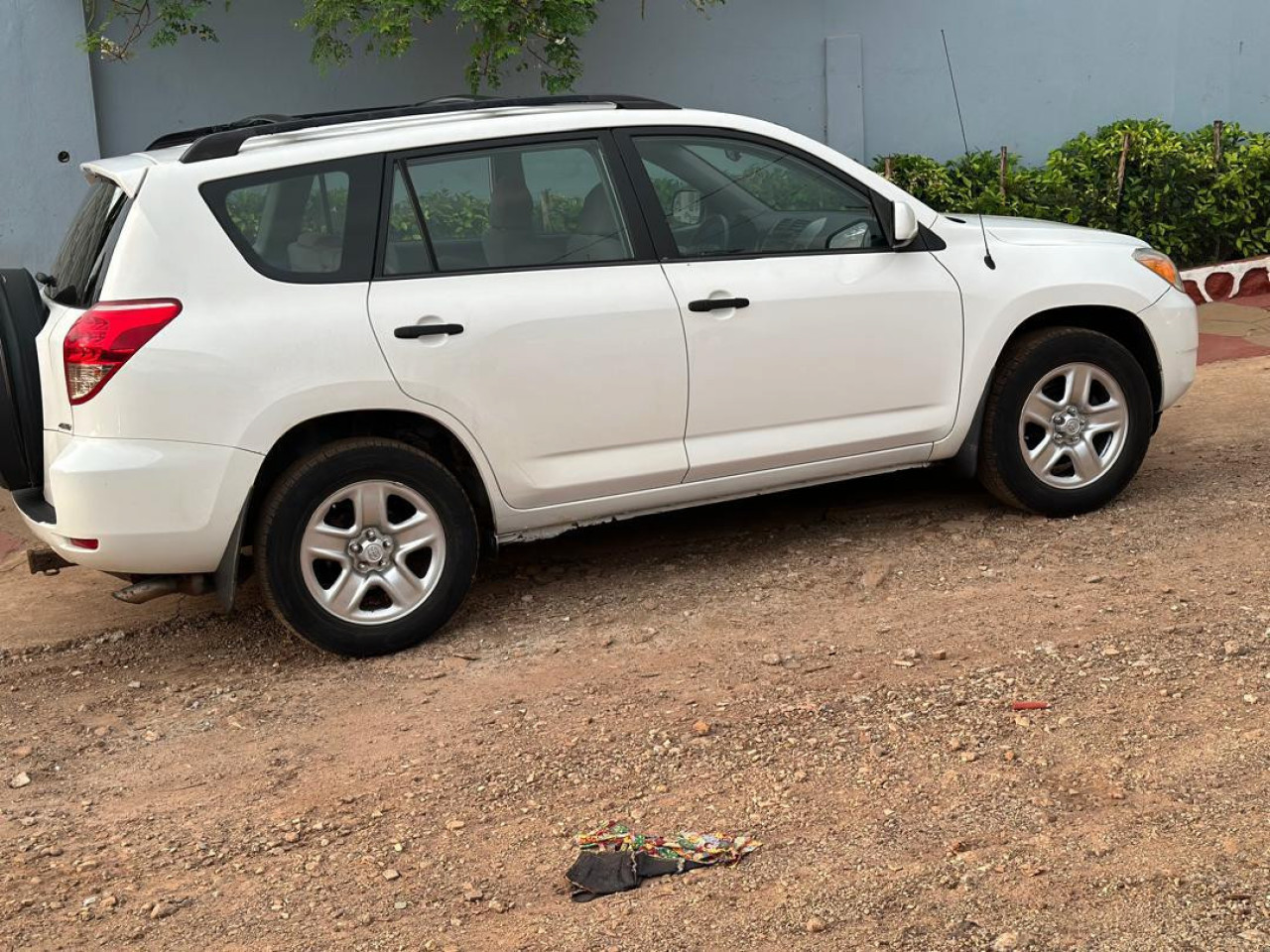 Toyota RAV4, Voitures, Conakry