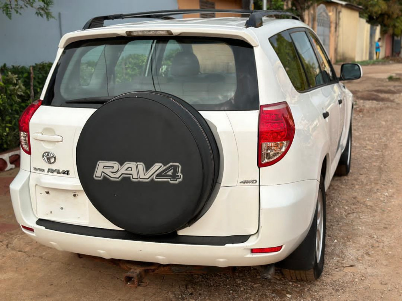 Toyota RAV4, Voitures, Conakry