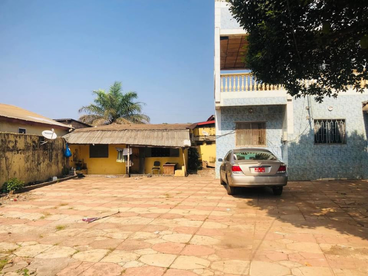 Vente de 2 parcelles collées + Duplex  à lambanyi, Autres Immobiliers, Conakry