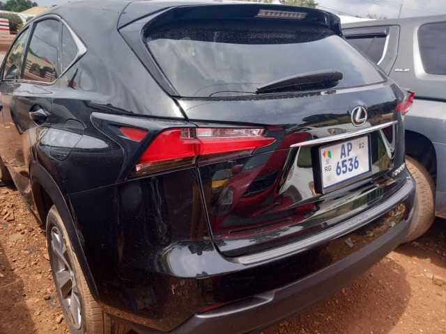 Lexus NX200t, Voitures, Conakry