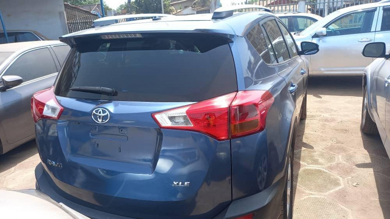 Toyota rav4, Voitures, Conakry