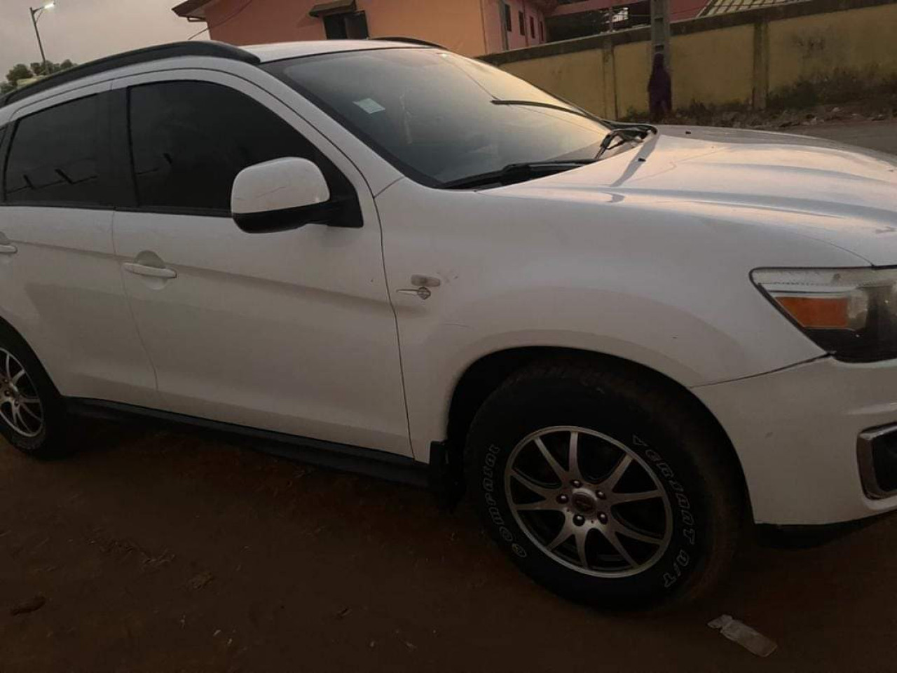 Mitsubishi rvr, Voitures, Conakry