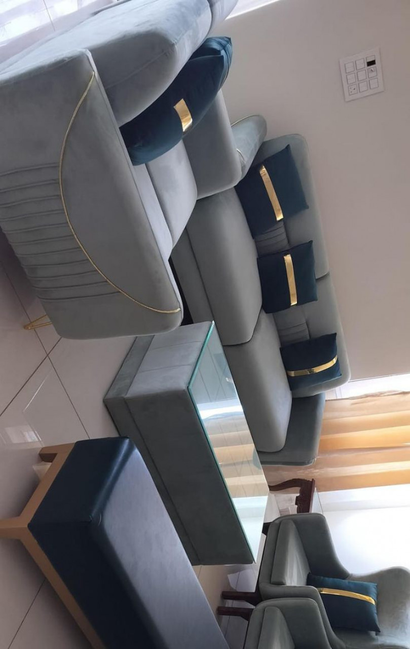 CANAPE MODERNE, Lits - Fauteuils, Conakry