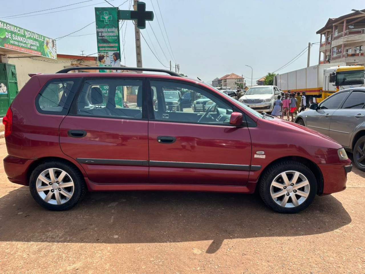 Mitsubishi spacestar, Voitures, Conakry