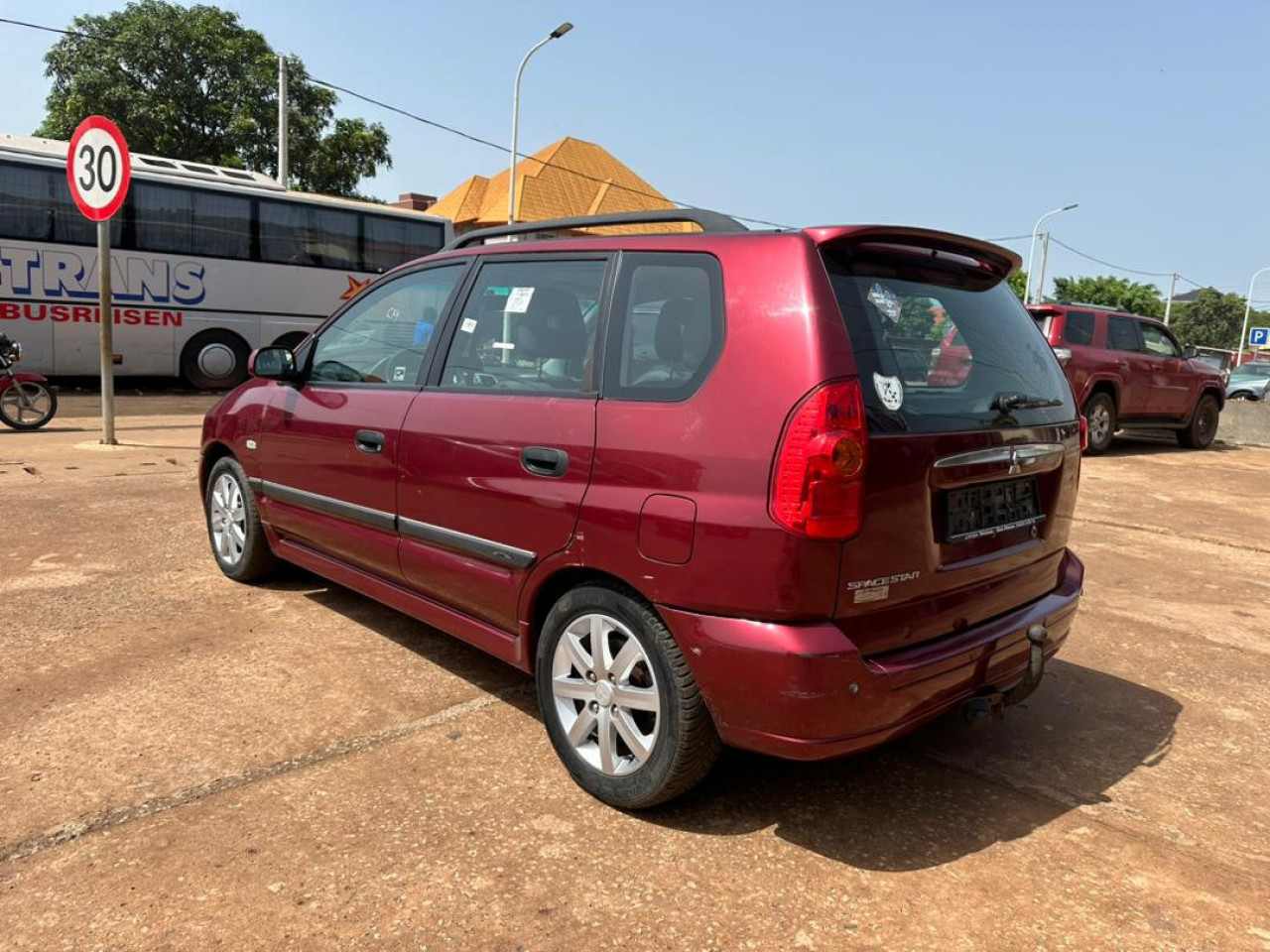 Mitsubishi spacestar, Voitures, Conakry