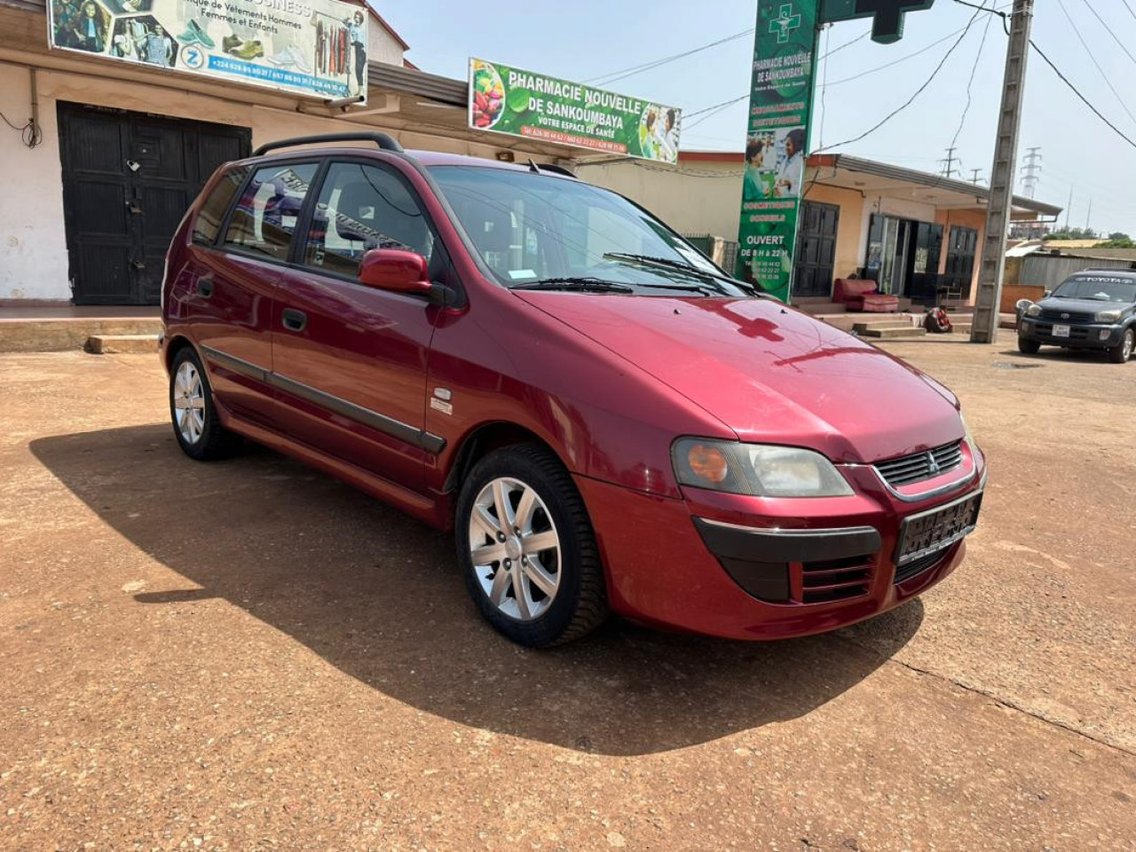 Mitsubishi spacestar, Voitures, Conakry