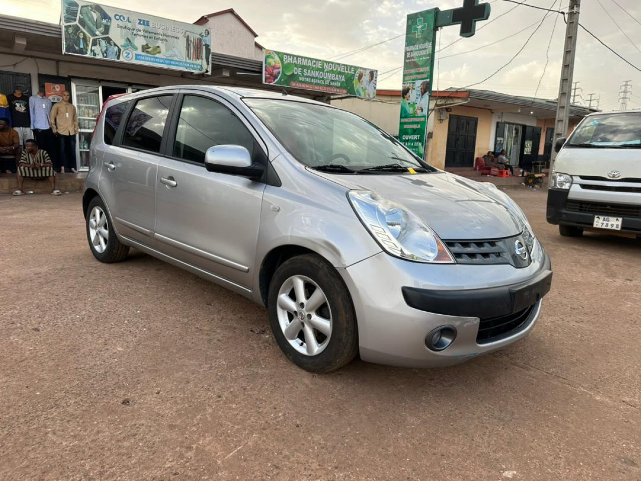 Nissan Note, Voitures, Conakry