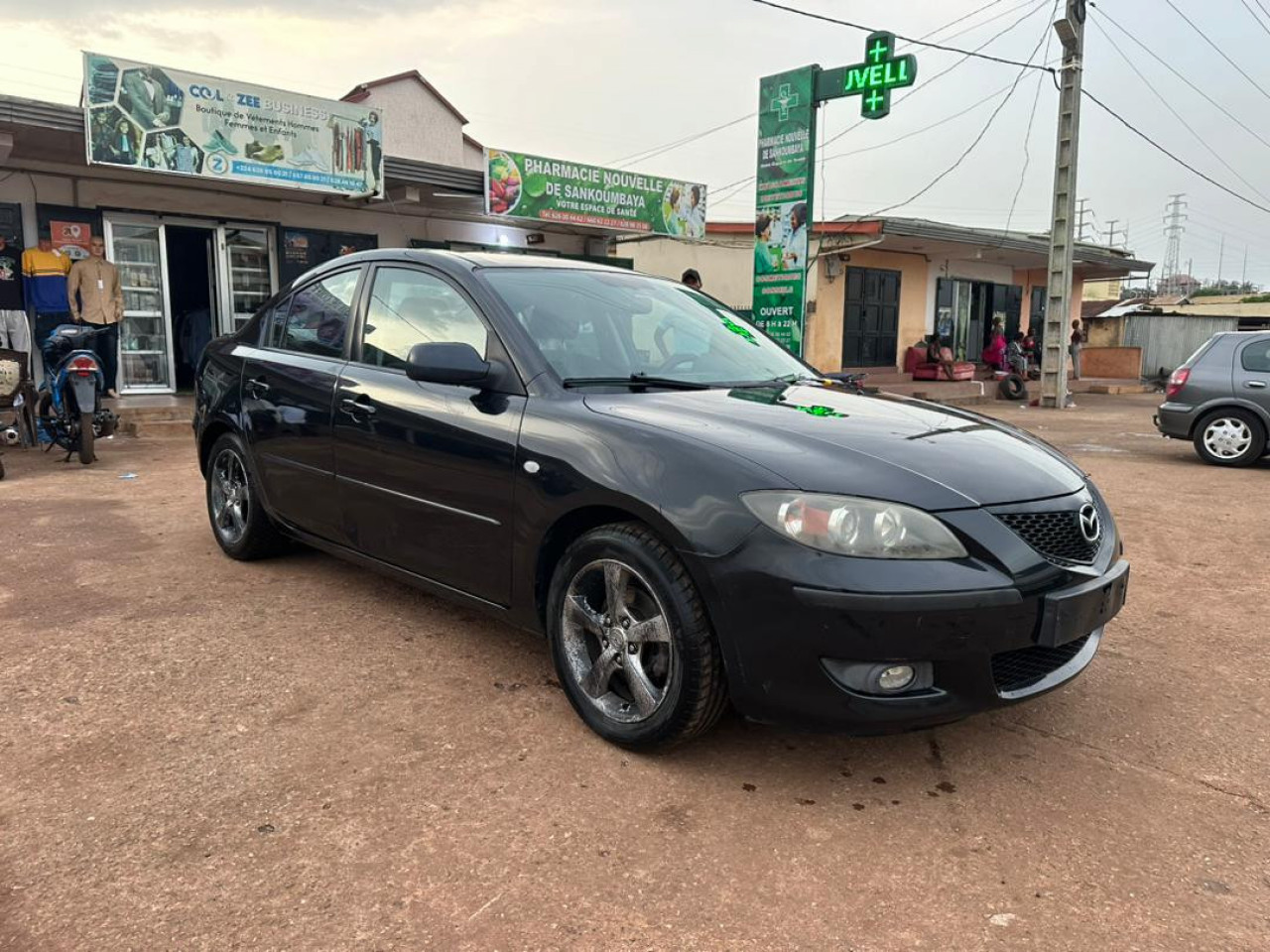 Mazda3, Voitures, Conakry