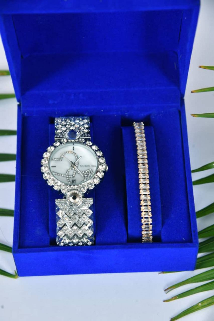 Vente des bijoux et montres, Tout Autre, Conakry